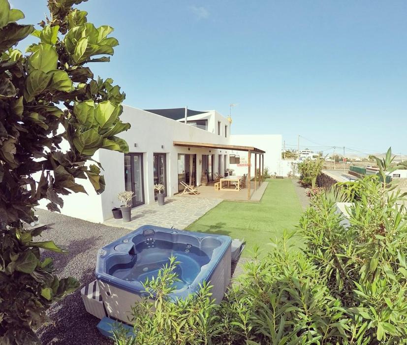 Agua Guesthouse Lajares Villa Con Jacuzzi Экстерьер фото